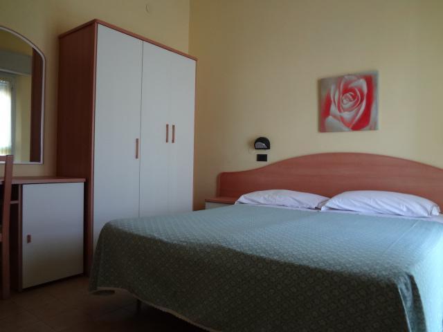 Hotel Villa Aurora Беллария-Иджеа-Марина Экстерьер фото